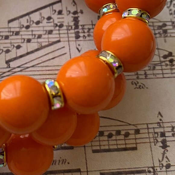 Vintage lucite Orange Bead and Rhinestone Wrap Bracelet - Picture 4 of 5